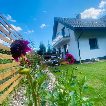 Masuria Renata Roslon 公寓